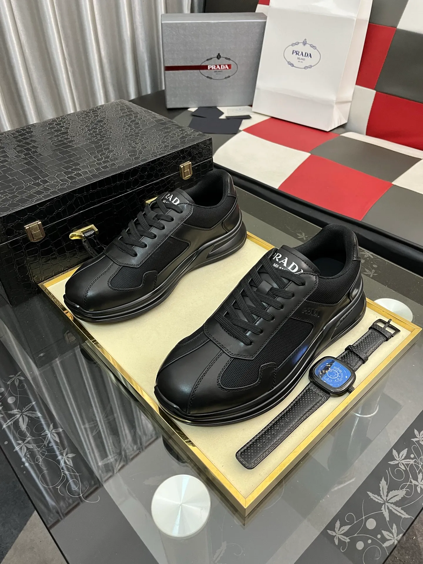 Men's shoes 💰600⌚️⌚️【PRADA】Prada casual shoes, originally developed 1:1, made of high-mercerized cowhide with imported cowhide, silk sheepskin lining, rubber outsole, comfortable and soft on the foot, size: 38-442️⃣Colors available
